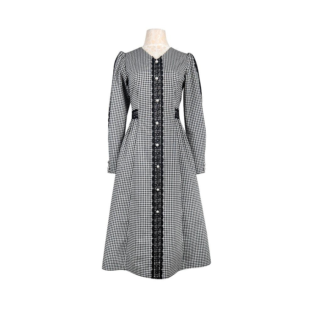 Pearl button lace check dress